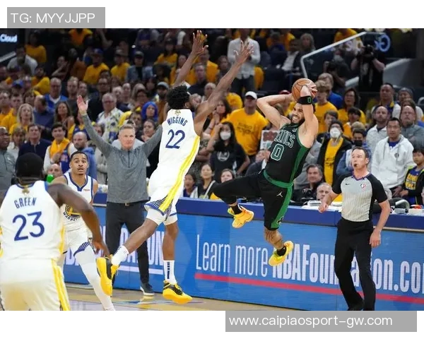 维金斯谈球队状态良好强调防守是赢球关键因素 维金斯谈球队状态良好强调防守是赢球关键因素