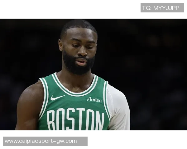 杰伦布朗直言裁判偏袒现象呼吁篮球应公平公正对待每个球队与球员 杰伦布朗直言裁判偏袒现象呼吁篮球应公平公正对待每个球队与球员