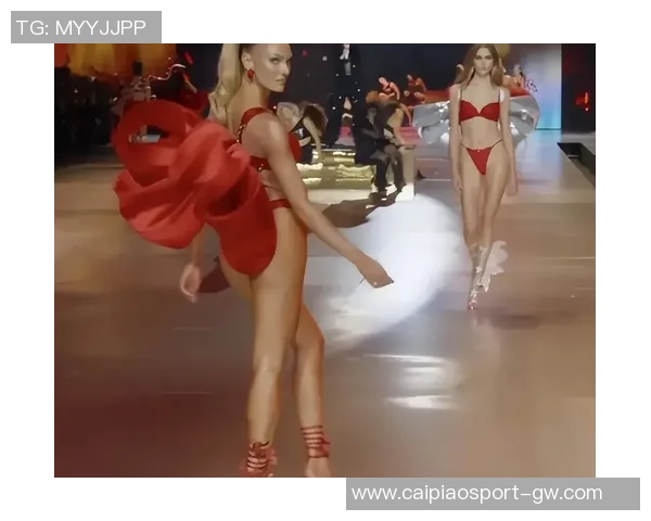 索菲坎宁安重燃儿时梦想里斯走维密秀激励她追逐时尚之路 索菲坎宁安重燃儿时梦想里斯走维密秀激励她追逐时尚之路